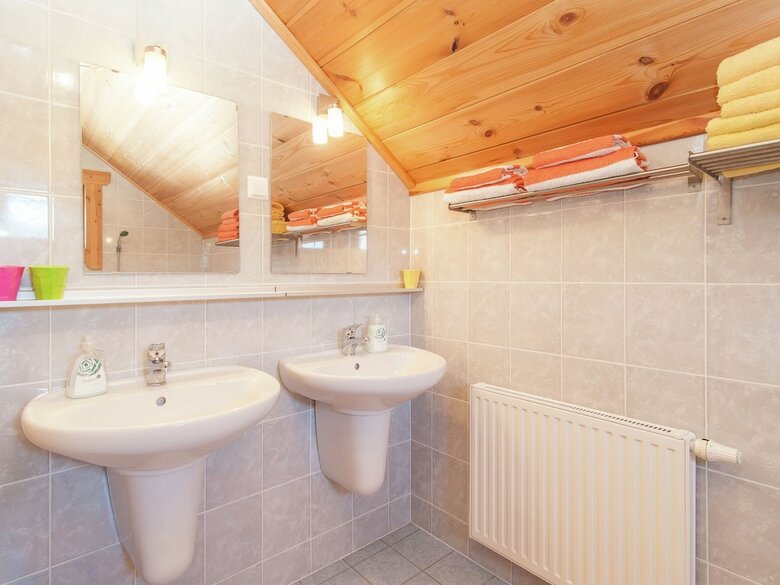 Cabana Spacios Chalet With Sauna, Balcony, Ski Storage, Garden