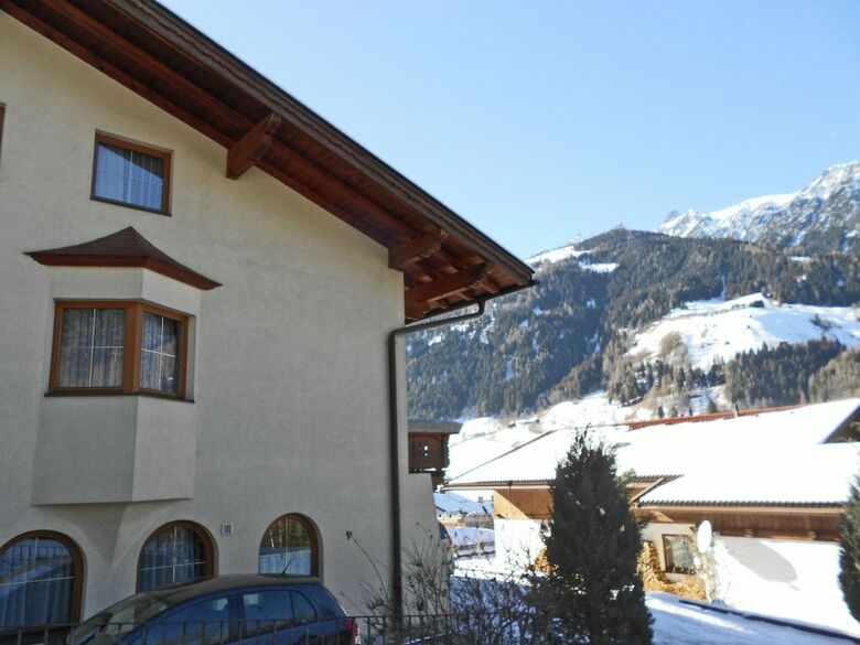 Contemporary Apartment In Kampl Near Ski Area