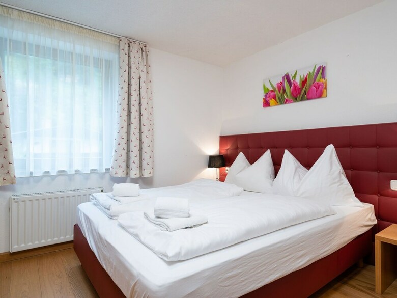 Cozy Chalet In Zell Am See With Balcony