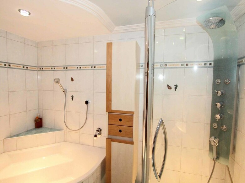 Cozy Apartment In F�gen With Sauna