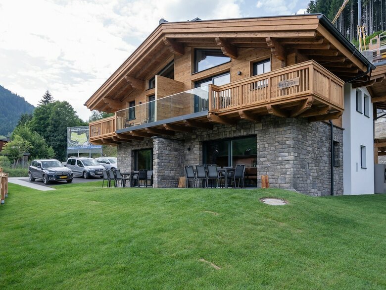 Luxurious Holiday Home In M�hlbach With Private Sauna