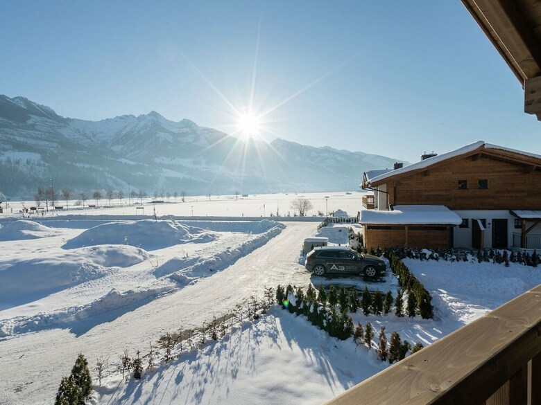 Cozy Apartment In Piesendorf With Sauna