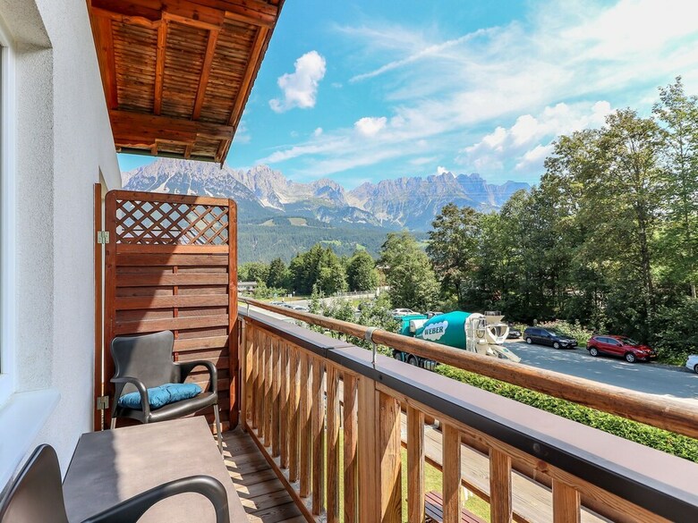 Comfortable Chalet In Ellmau Near Ski Slopes