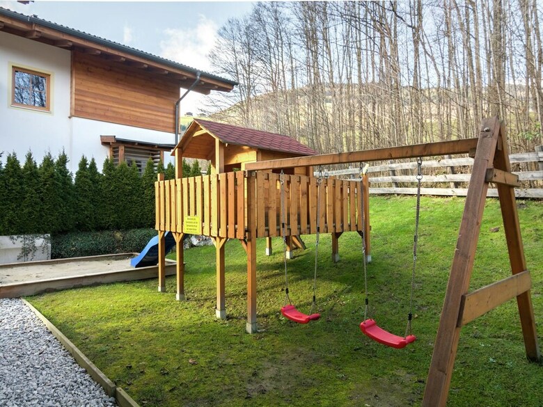 Chalet In Piesendorf With Sauna, Jacuzzi, Pool & Whirlpool