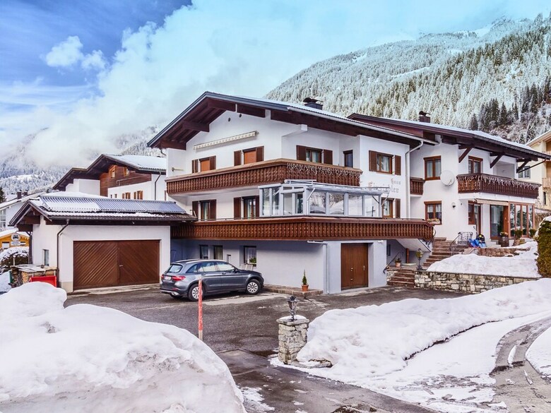 Lovely Apartment In Gortipohl With Sunlit Balcony