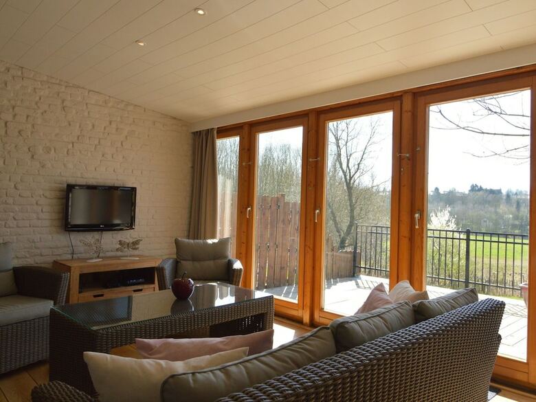 Immaculate Holiday Home, A Base Camp For Countless Trips And 15 Km From Aachen
