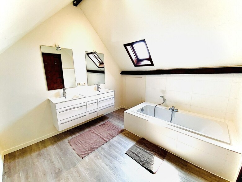 Spacious Holiday Home In Middelkerke Near Belgian Coast