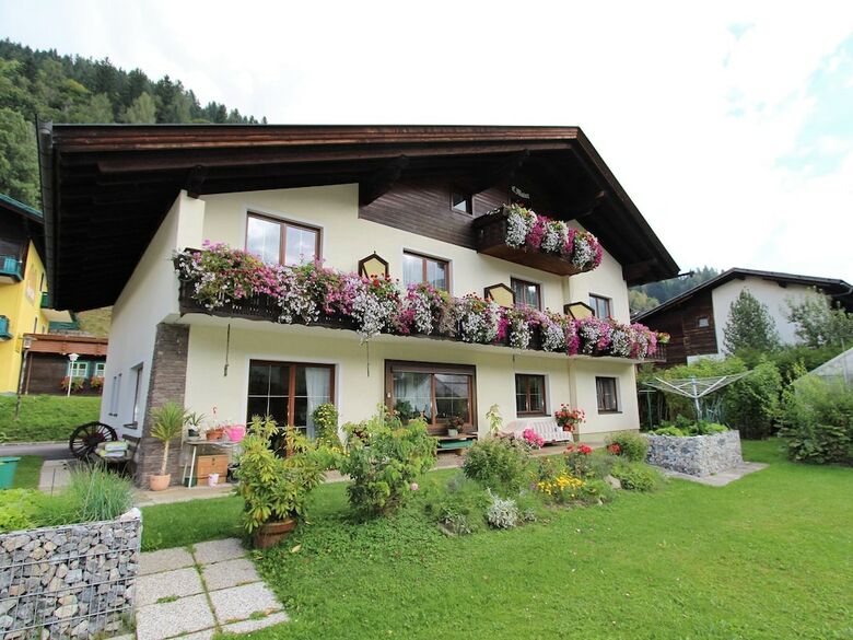 Gorgeous Apartment In Carinthia Austria With Garden