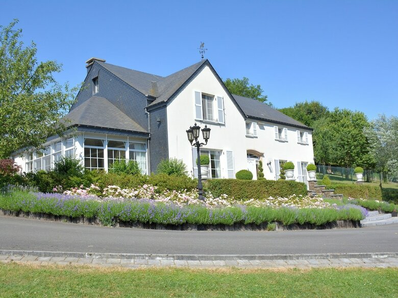 Charming Villa In Noirefontaine Near Forest