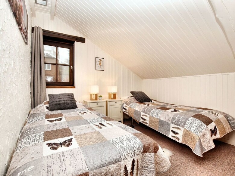 Beautiful, Authentic Villa With Private Pool, Sauna, Pool Bar And Large Garden