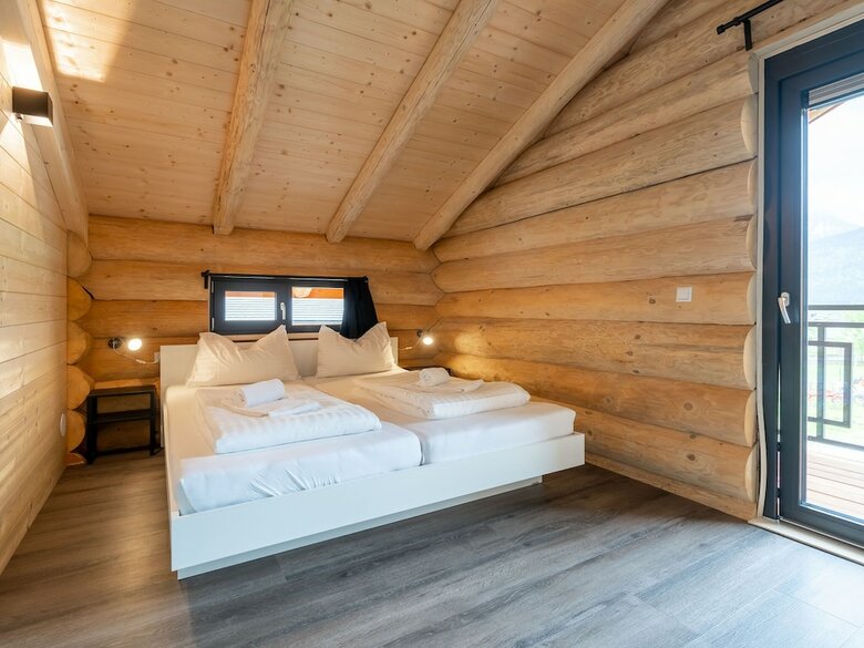 Lovely Chalet With Lush Green View In Carinthia