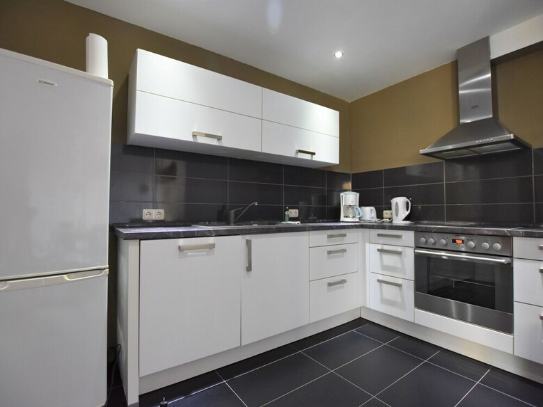 Pretty Apartment With Roofed Terrace, Garden, Barbecue