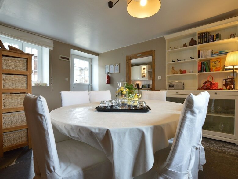 Provincial Cottage With Private Garden In Waimes