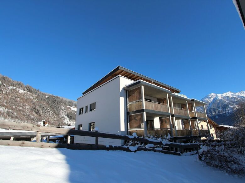 Modern Apartment Near Ski Lift In Neukirchen