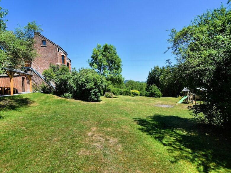 Cozy Cottage In Durbuy With Garden