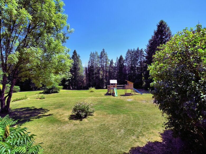 Cozy Cottage In Durbuy With Garden