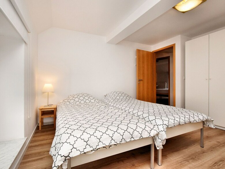 Modern, Well-equipped House With Sauna, Spacious Garden And Nice View