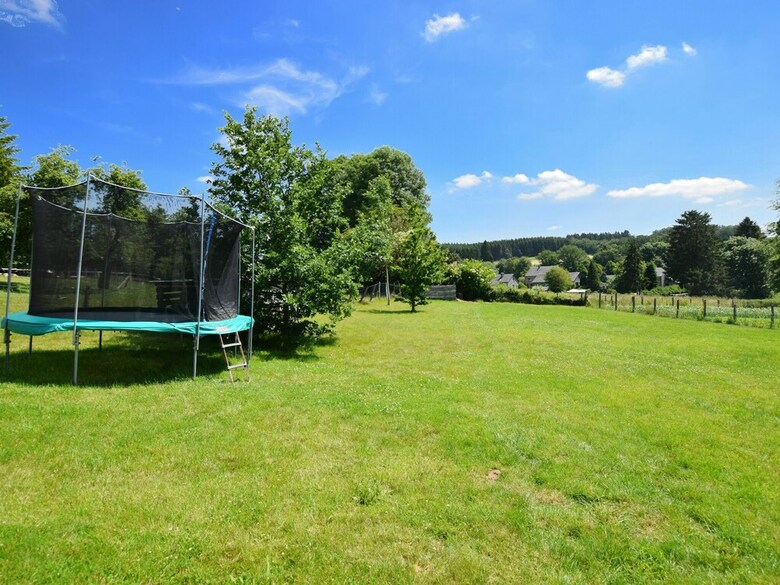 Modern, Well-equipped House With Sauna, Spacious Garden And Nice View