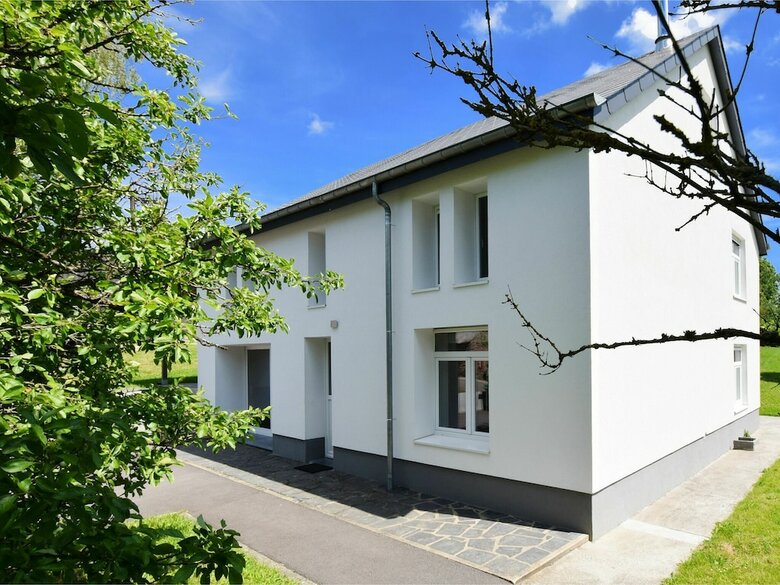 Modern, Well-equipped House With Sauna, Spacious Garden And Nice View