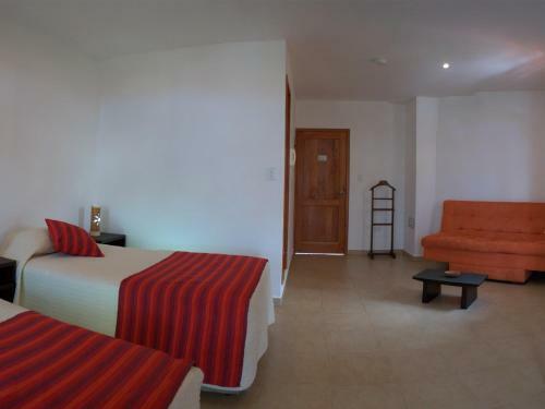Galapagos Suites Bed & Breakfast