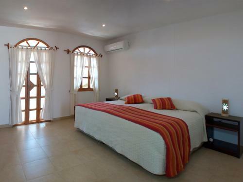 Galapagos Suites Bed & Breakfast