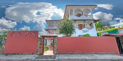 Galapagos Suites Bed & Breakfast