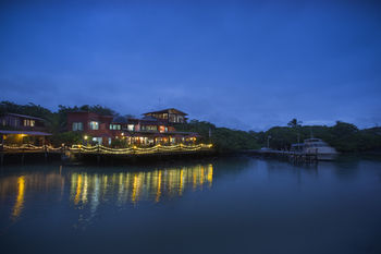 Hotel Red Mangrove Aventura Lodge