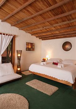 Hotel Red Mangrove Aventura Lodge