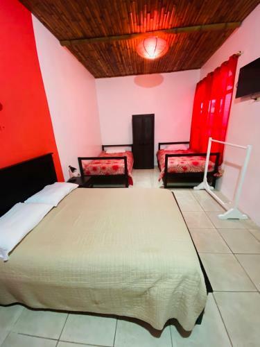 Hostal Zurisadai