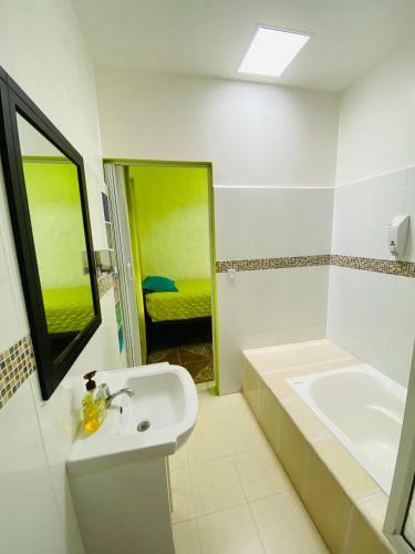 Hostal Zurisadai