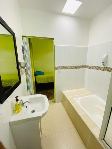 Hostal Zurisadai