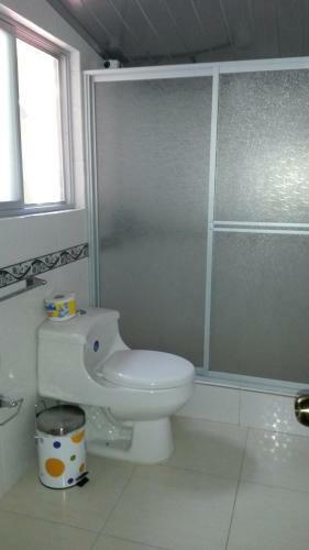 Hostal El Parque Tababela