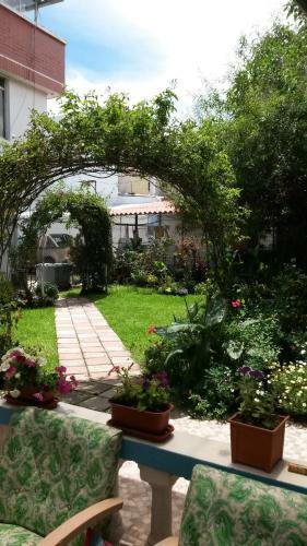 Hostal El Parque Tababela