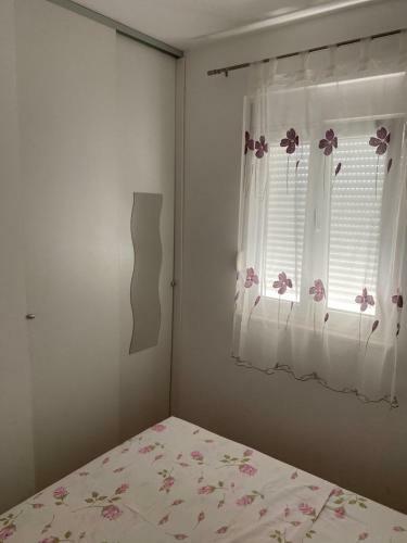 Apartments Mladenka 20m From Marina!