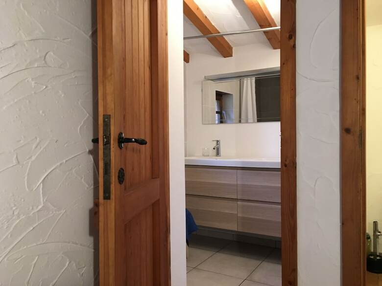 Cosy And Snug Holiday Home With Joint Swimming Pool