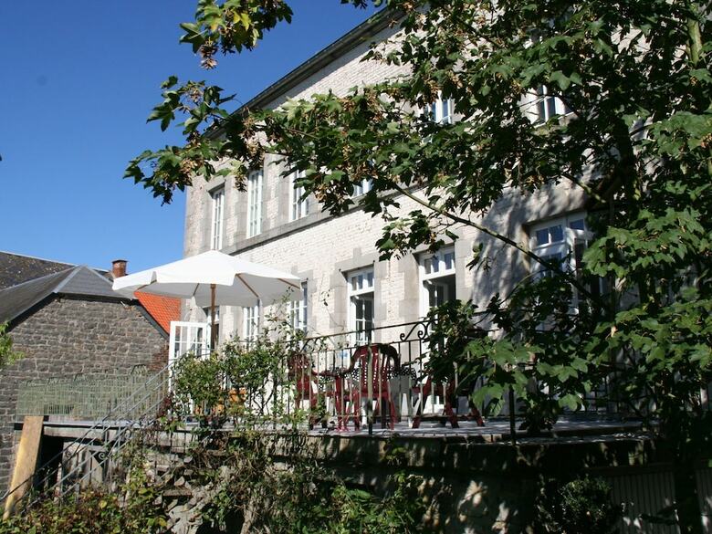 Luxury Holiday Home By The Forest In Honnay