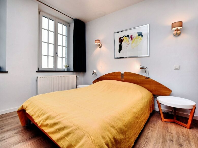 Luxury Holiday Home By The Forest In Honnay