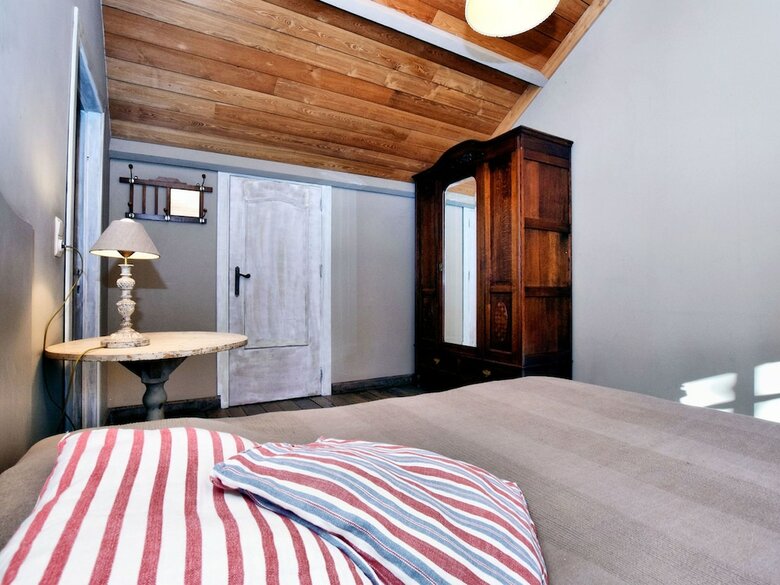 Cosy Double House In A Quiet Village, With Wifi