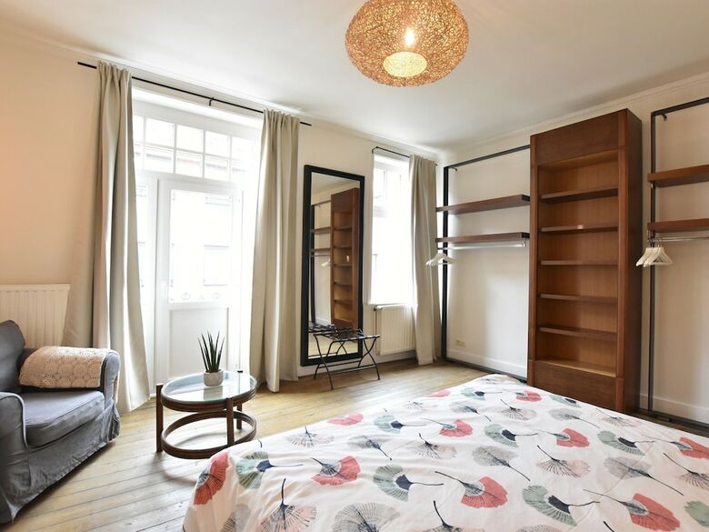 Apartamentos This Old Town House Has Been Completely Renovated