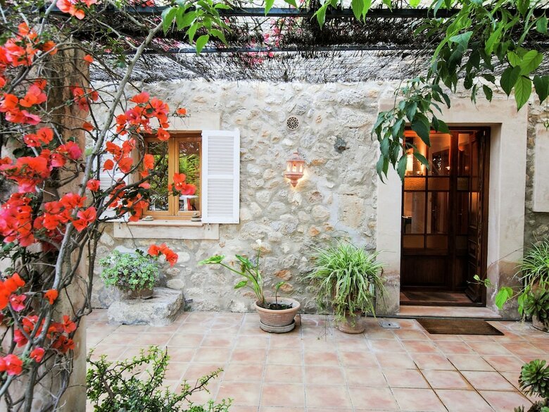 Beautiful Villa With Private Swimming Pool In Selva
