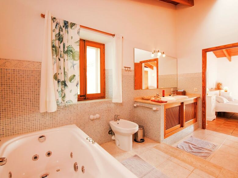Beautiful Villa With Private Swimming Pool In Selva