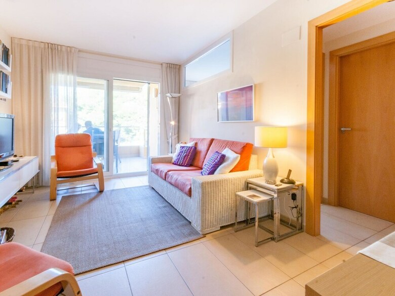 Classic Apartment In L'escala Spain With Parking Facility