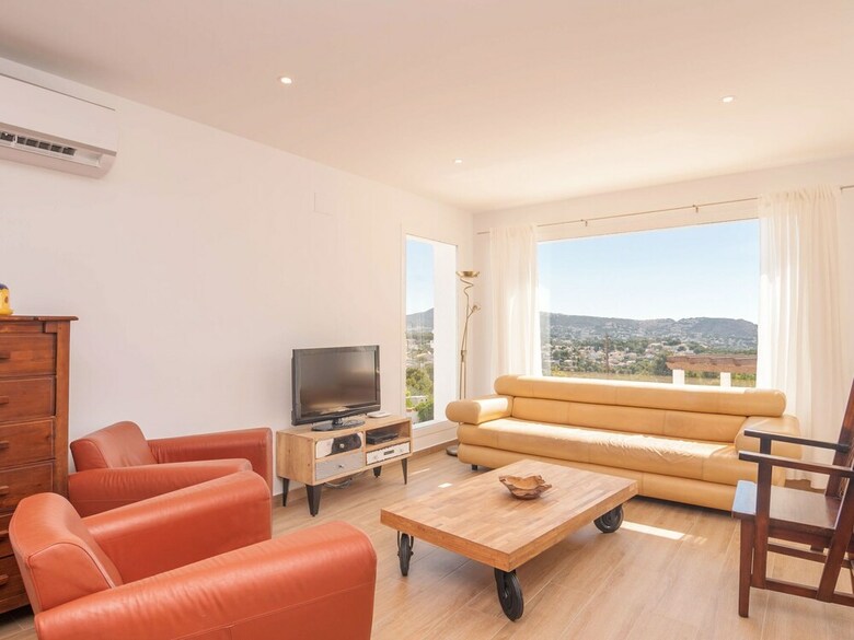 Unique Location, This Villa Is Completely Renovated Ready From June 18, 2018