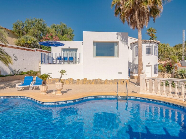 Unique Location, This Villa Is Completely Renovated Ready From June 18, 2018