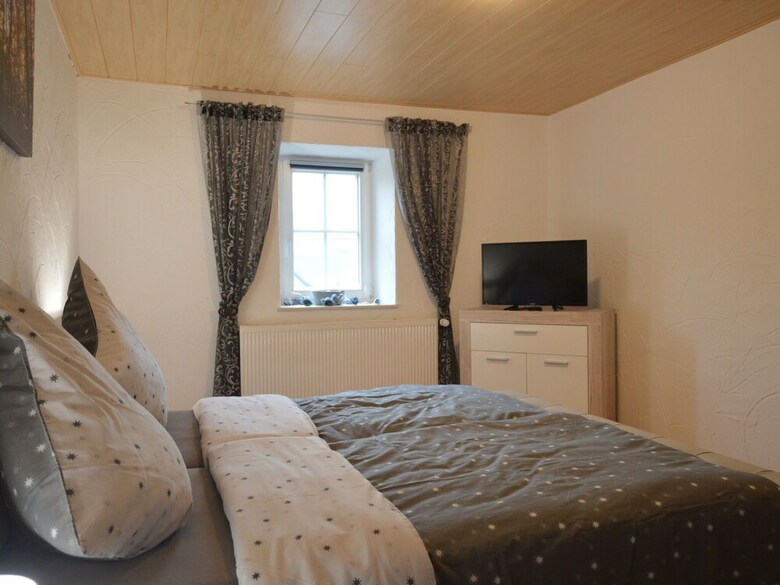Comfortable Flat With Garden And Covered Terrace In Forested Surroundings
