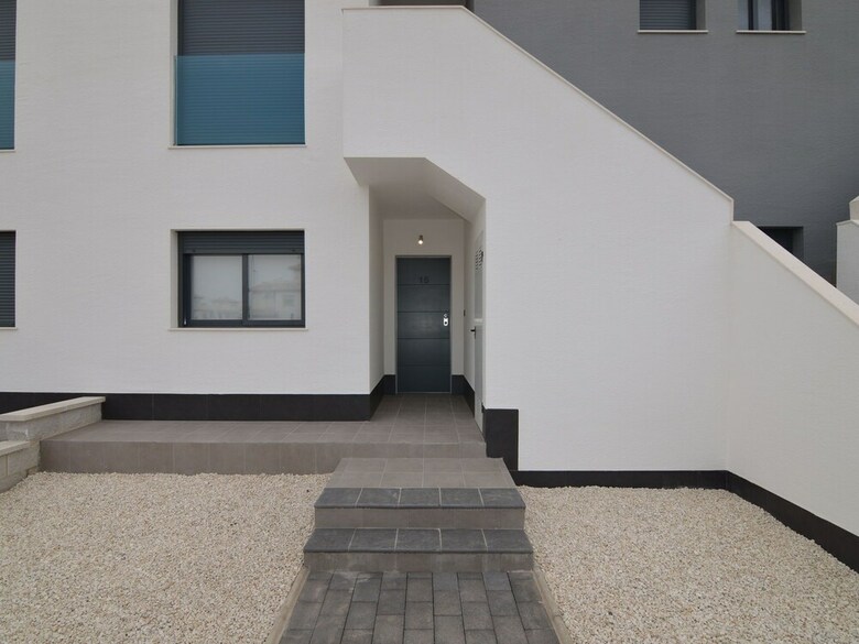 Modern 4-room Apartment With Private Terrace And Shared Swimming Pool