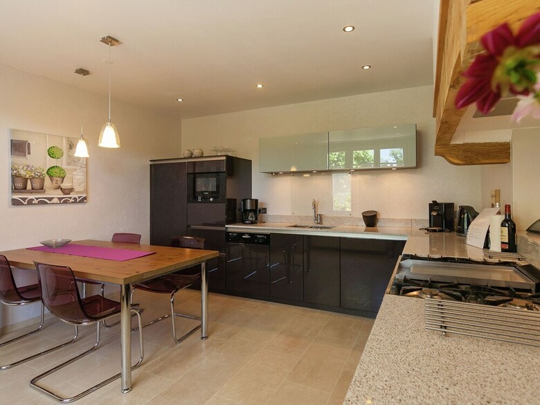 Sunlit Holiday Home In Meilhards With Private Pool