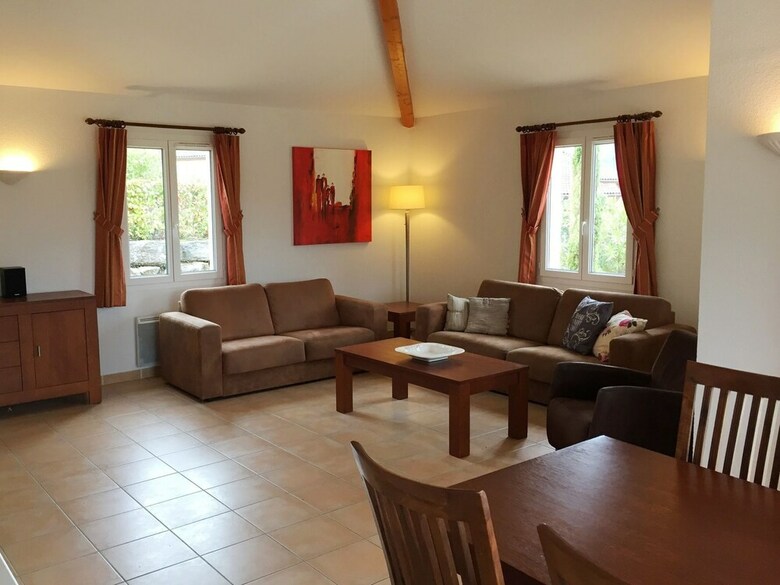 Luxurious Holiday Home In Sampzon With Private Terrace
