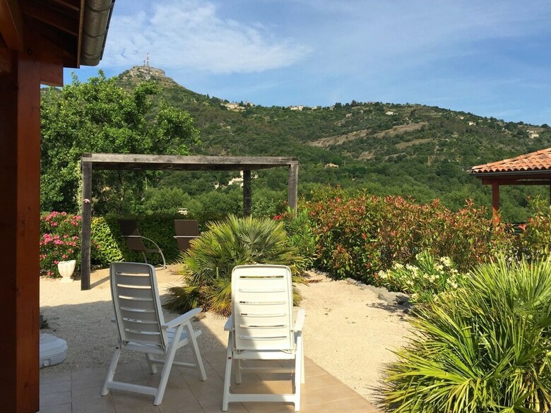 Luxurious Holiday Home In Sampzon With Private Terrace