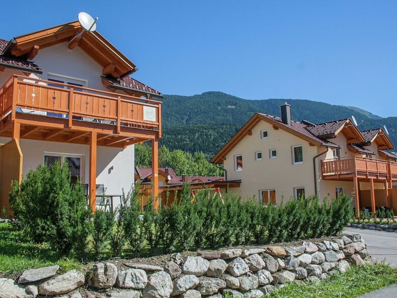 Modern Chalet In K�tschach-mauthen Near Ski Area